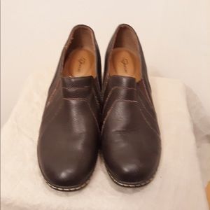 I love comfort leather wedges